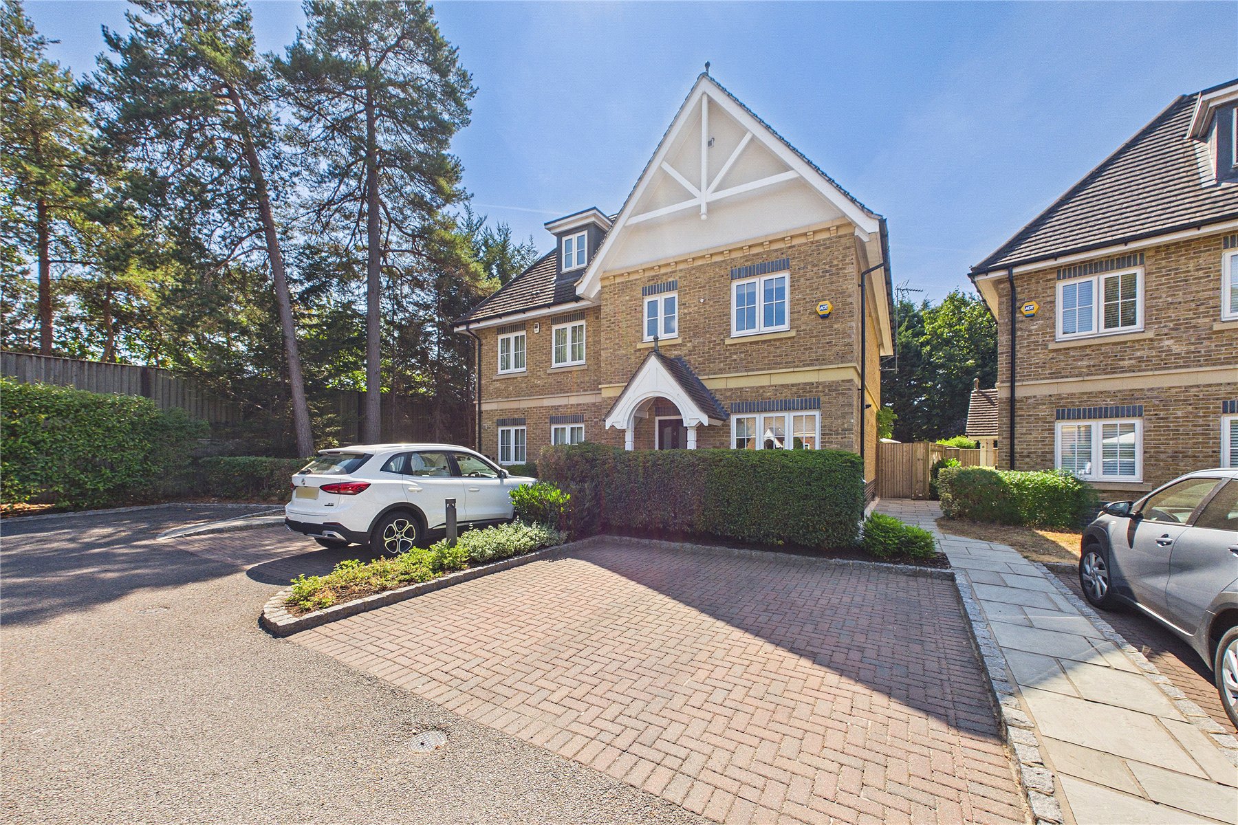 Property Image 0 Image 0