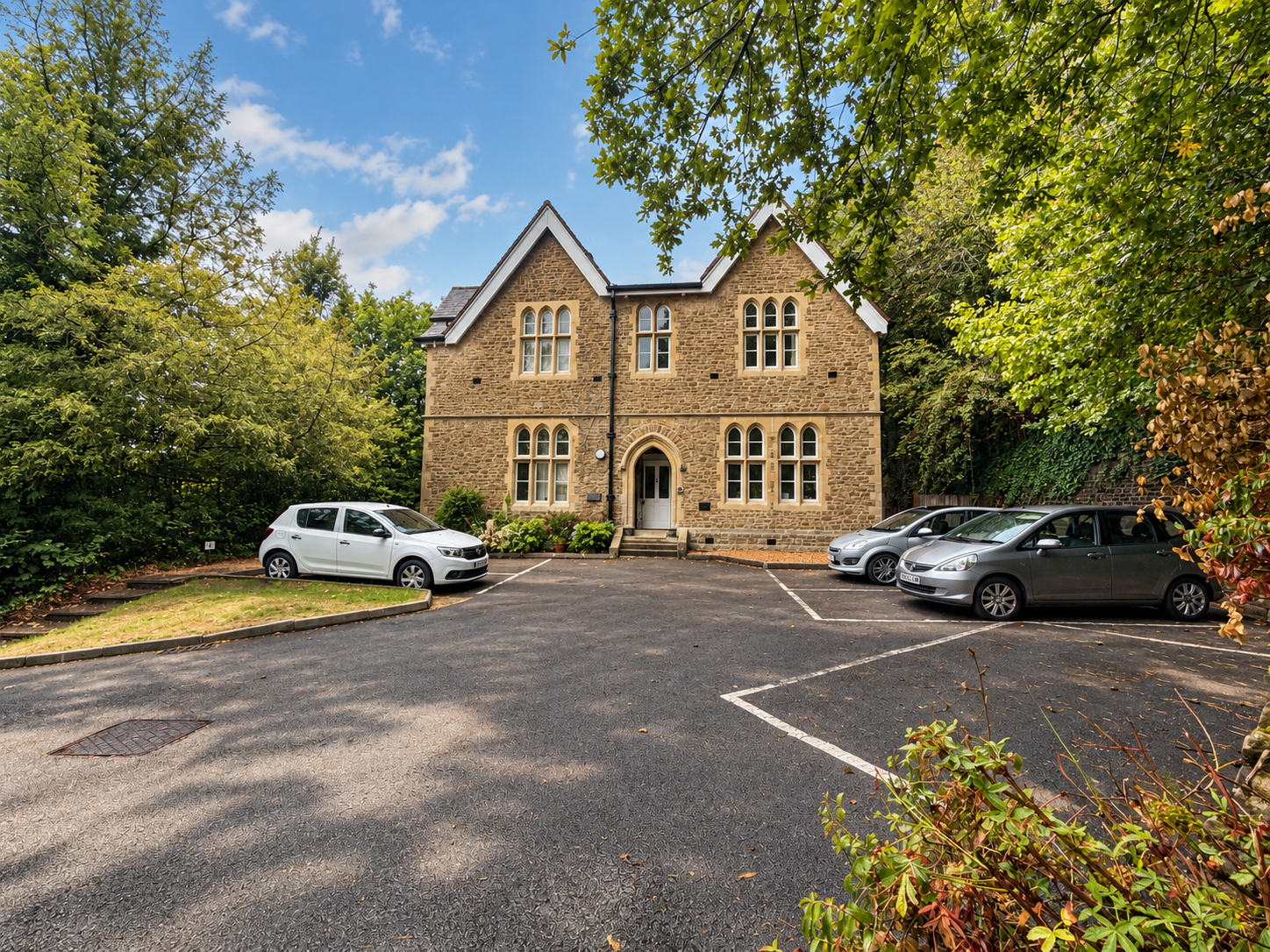 Property Image 0 Image 0