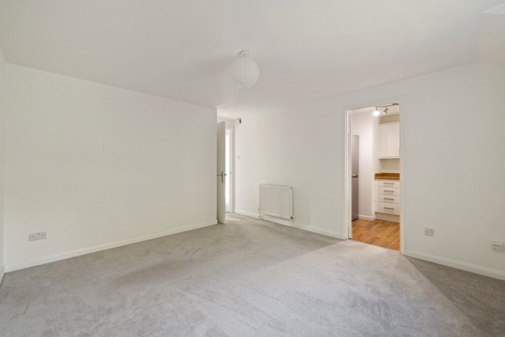 Property Image 0 Property Image 0
