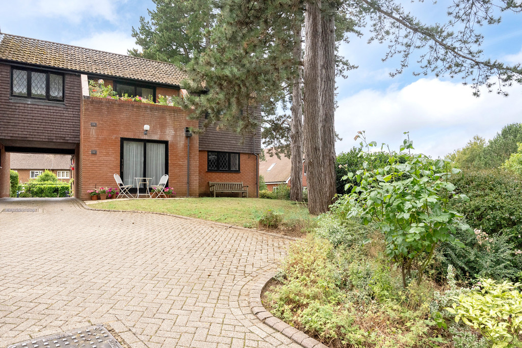 Property Image 0 Image 0