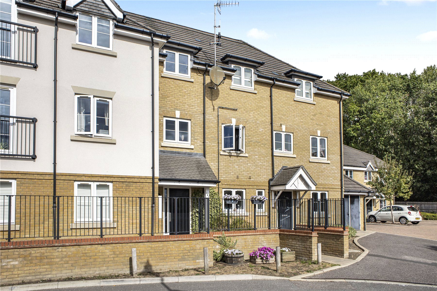 Property Image 0 Image 0