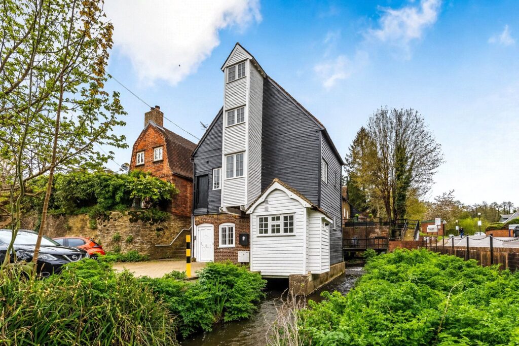 Property Image 0