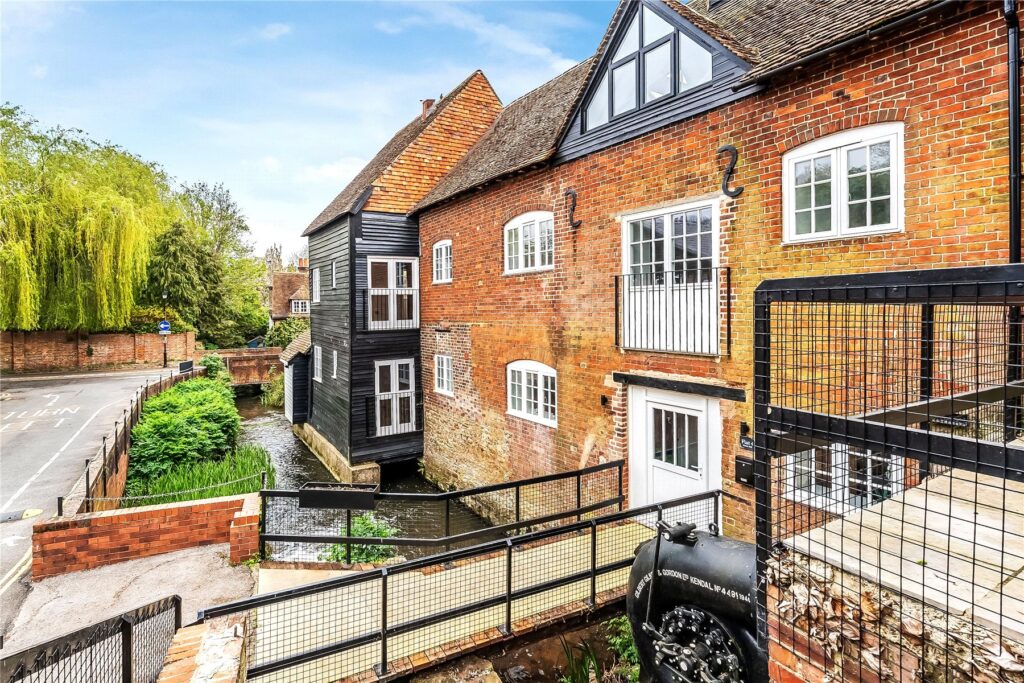 Property Image 0
