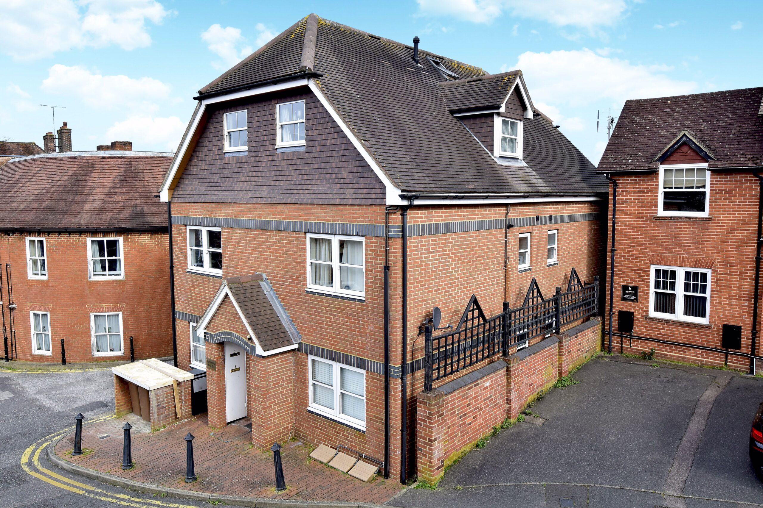 Property Image 0 Image 0