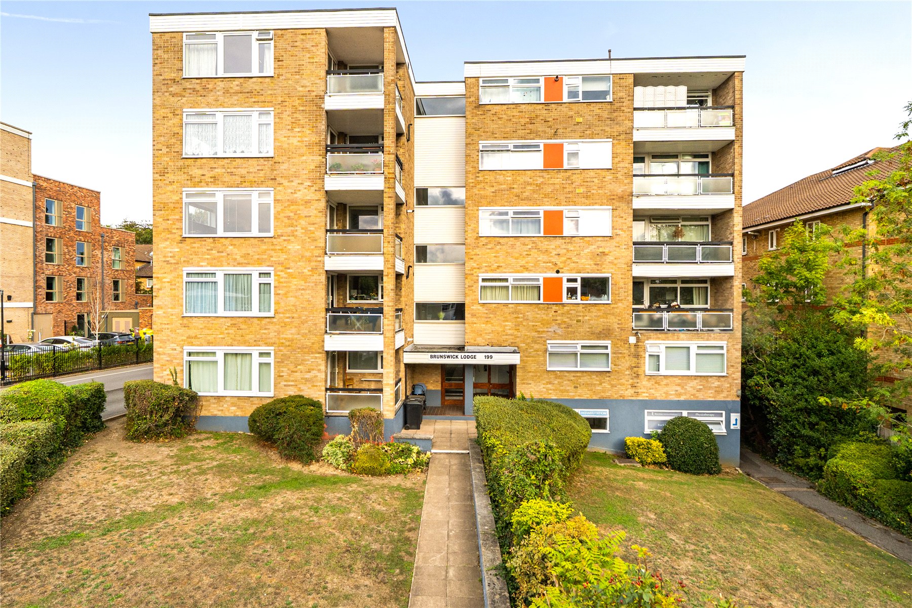 Property Image 0 Image 0