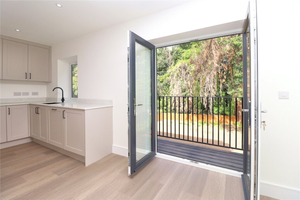 Property Image 0 Property Image 0