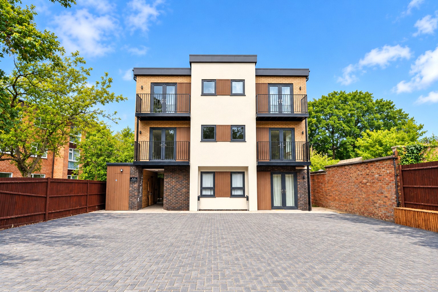 Property Image 0 Image 0