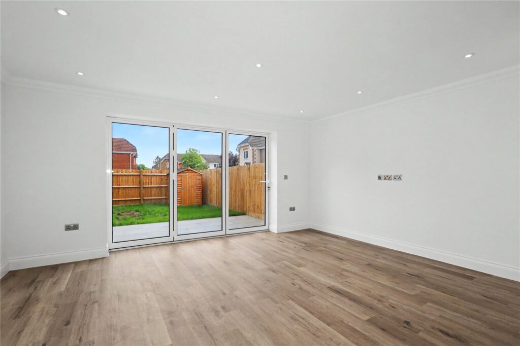 Property Image 0 Property Image 0