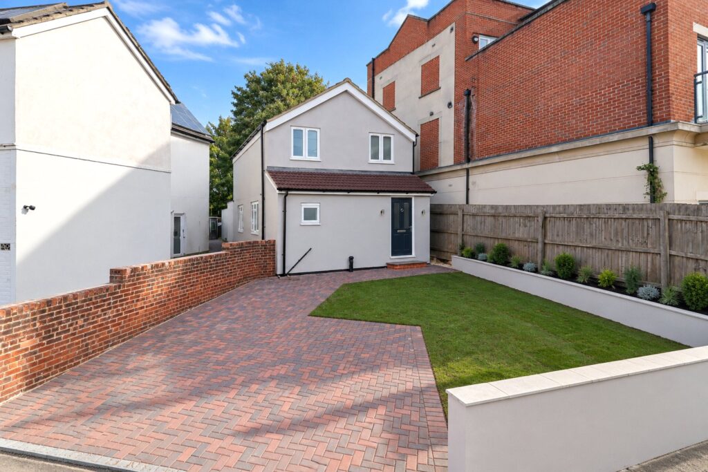 Property Image 0 Property Image 0