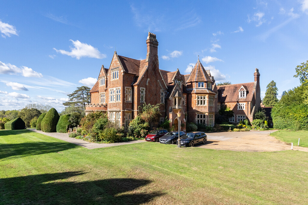 Property Image 0 Property Image 0