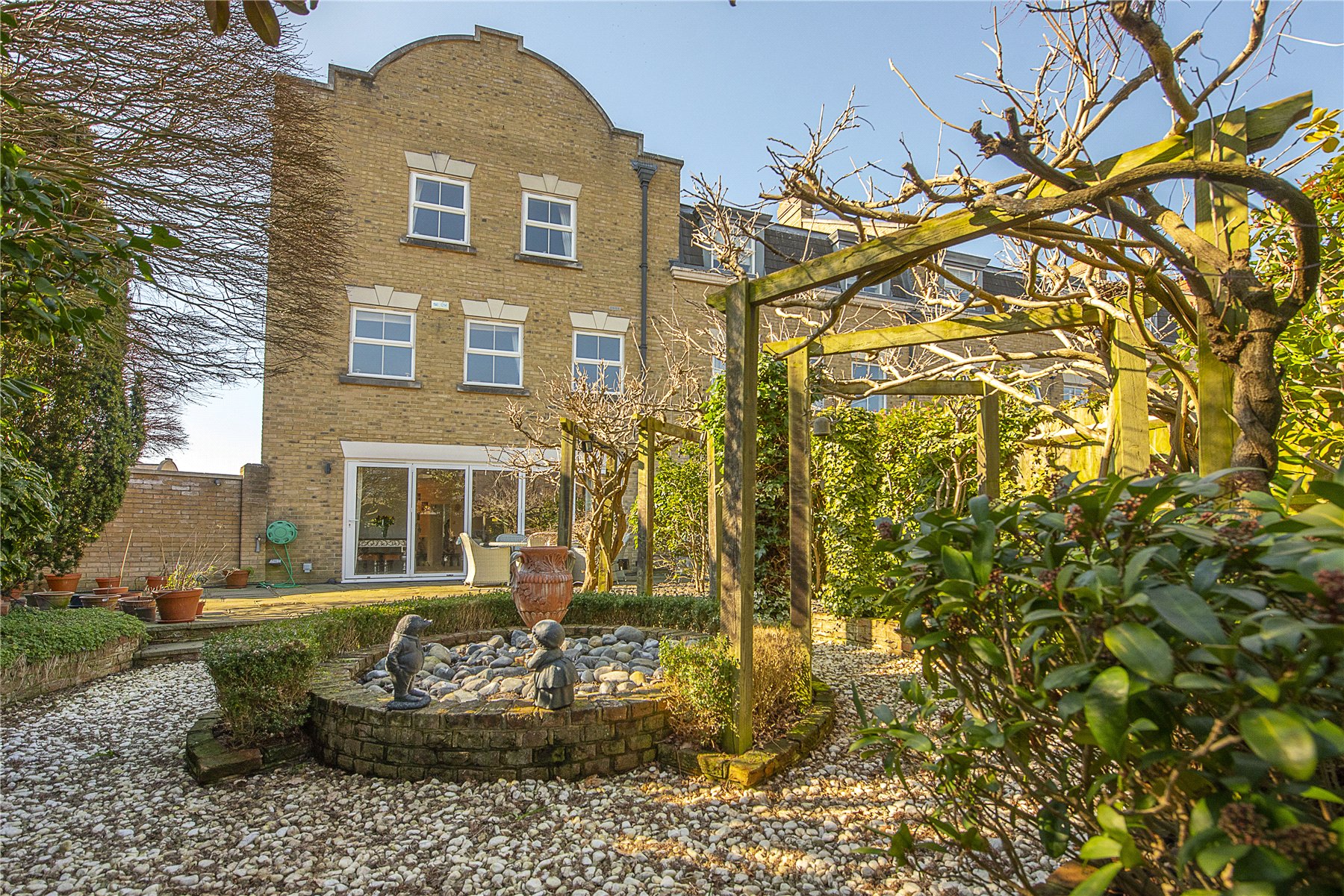 Property Image 0 Image 0